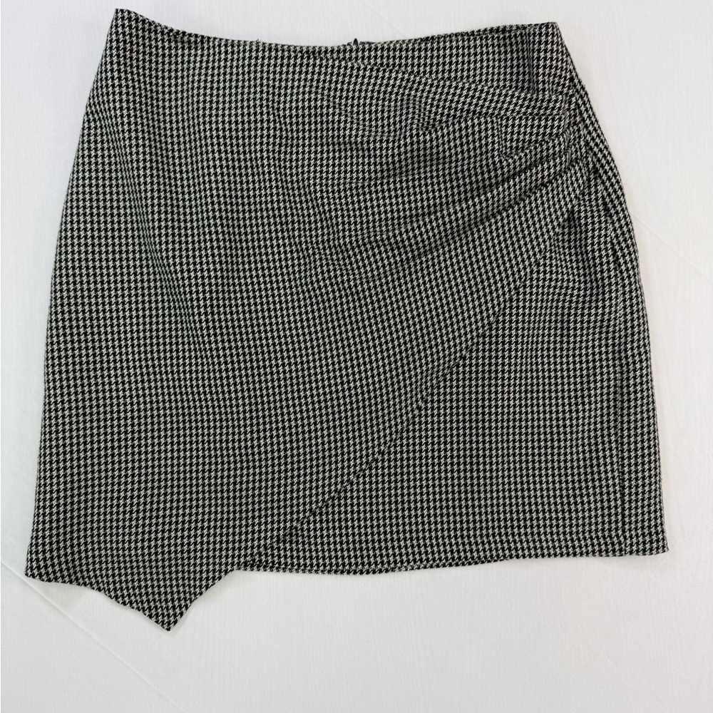 Nine West Classic Black and White Houndstooth Skirt